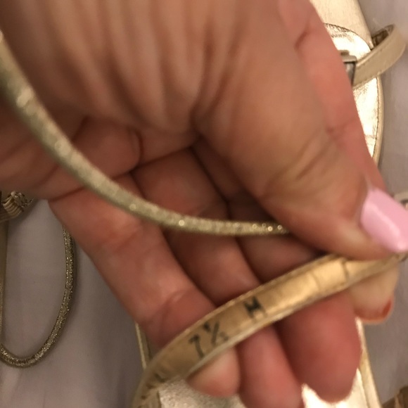 Stuart weitzman gold sandals size 7.5 - Picture 4 of 5